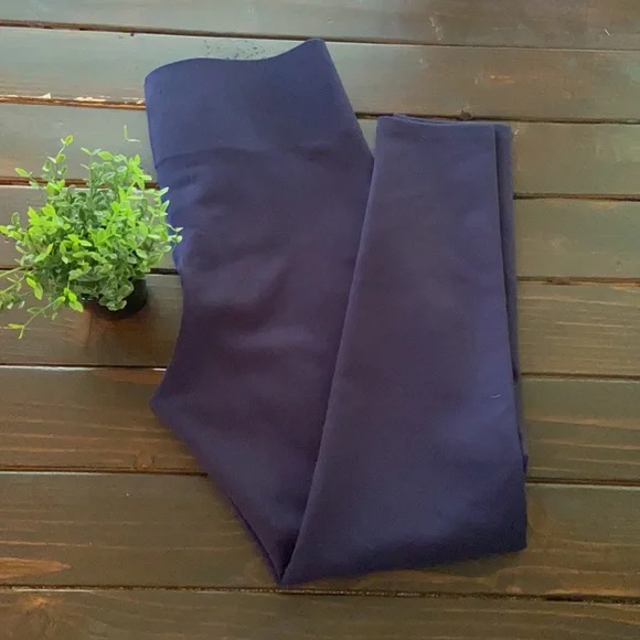 Loft Medium 💎 - Picture 5 of 6